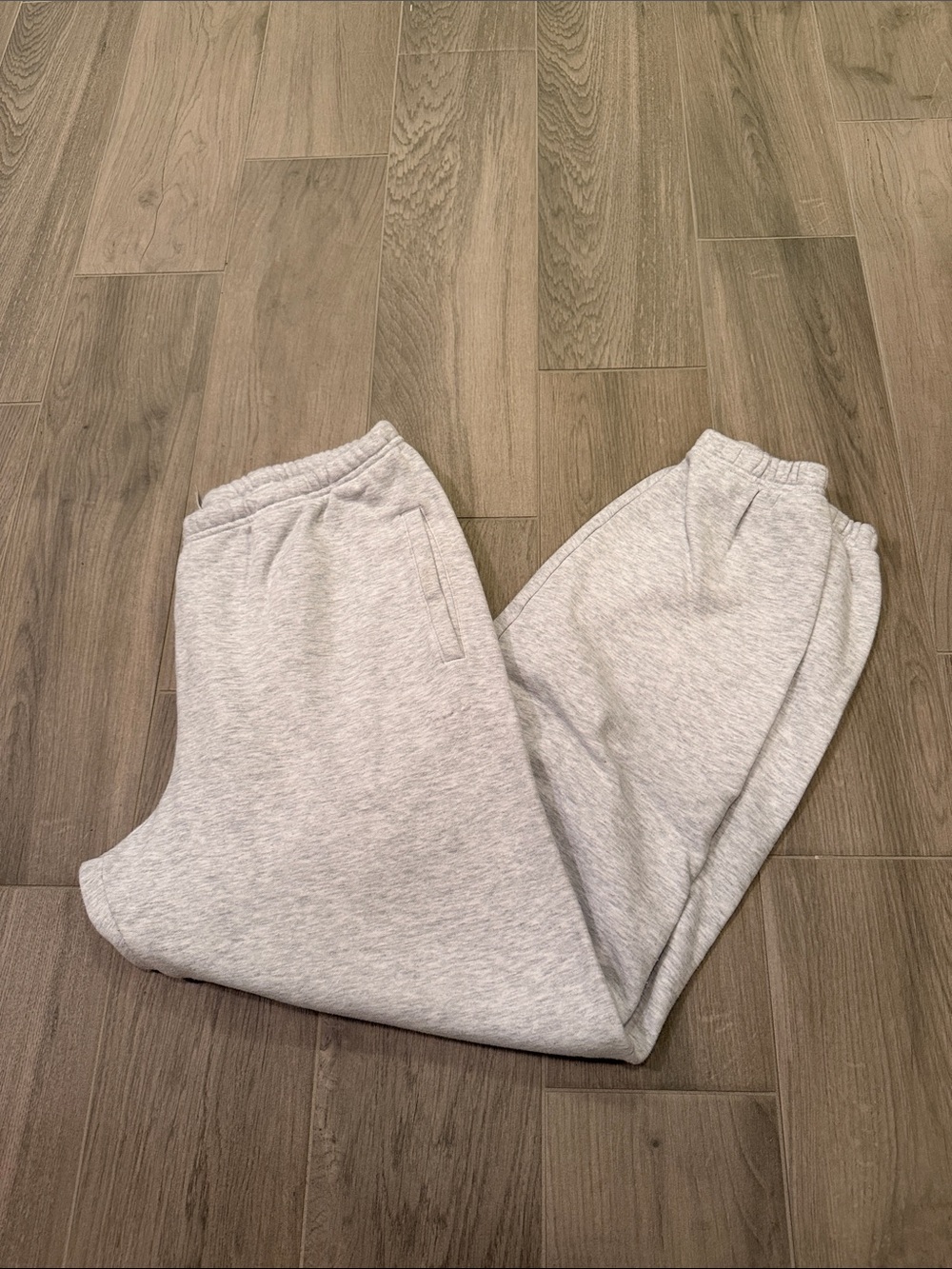 Skims Woman’s Light Gray Joggers Size M